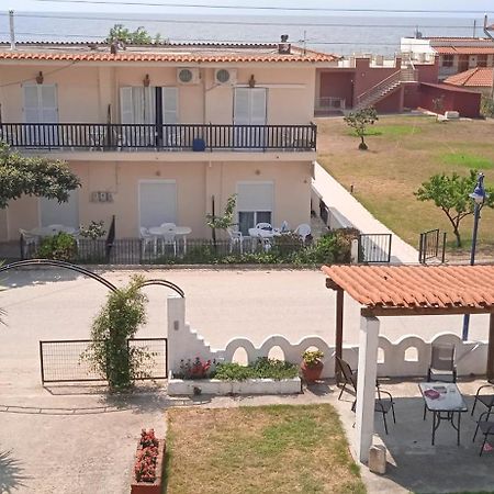 Lemonis House Aparthotel Nea Skioni Exterior photo