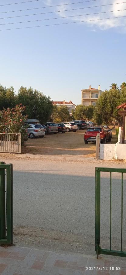 Lemonis House Aparthotel Nea Skioni Exterior photo