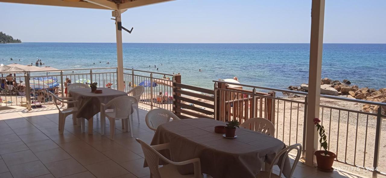 Lemonis House Aparthotel Nea Skioni Exterior photo