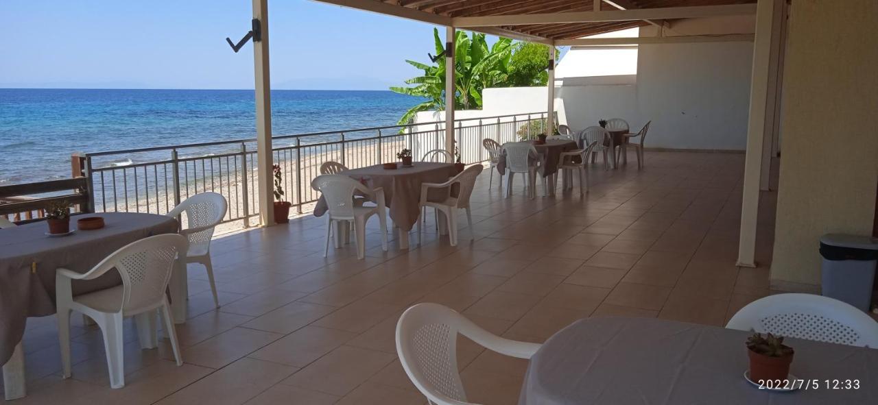 Lemonis House Aparthotel Nea Skioni Exterior photo