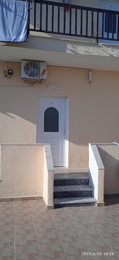 Lemonis House Aparthotel Nea Skioni Exterior photo